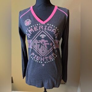 American Fighter long sleeve V-neck T-shirt gray & hot pink Medium Buckle M